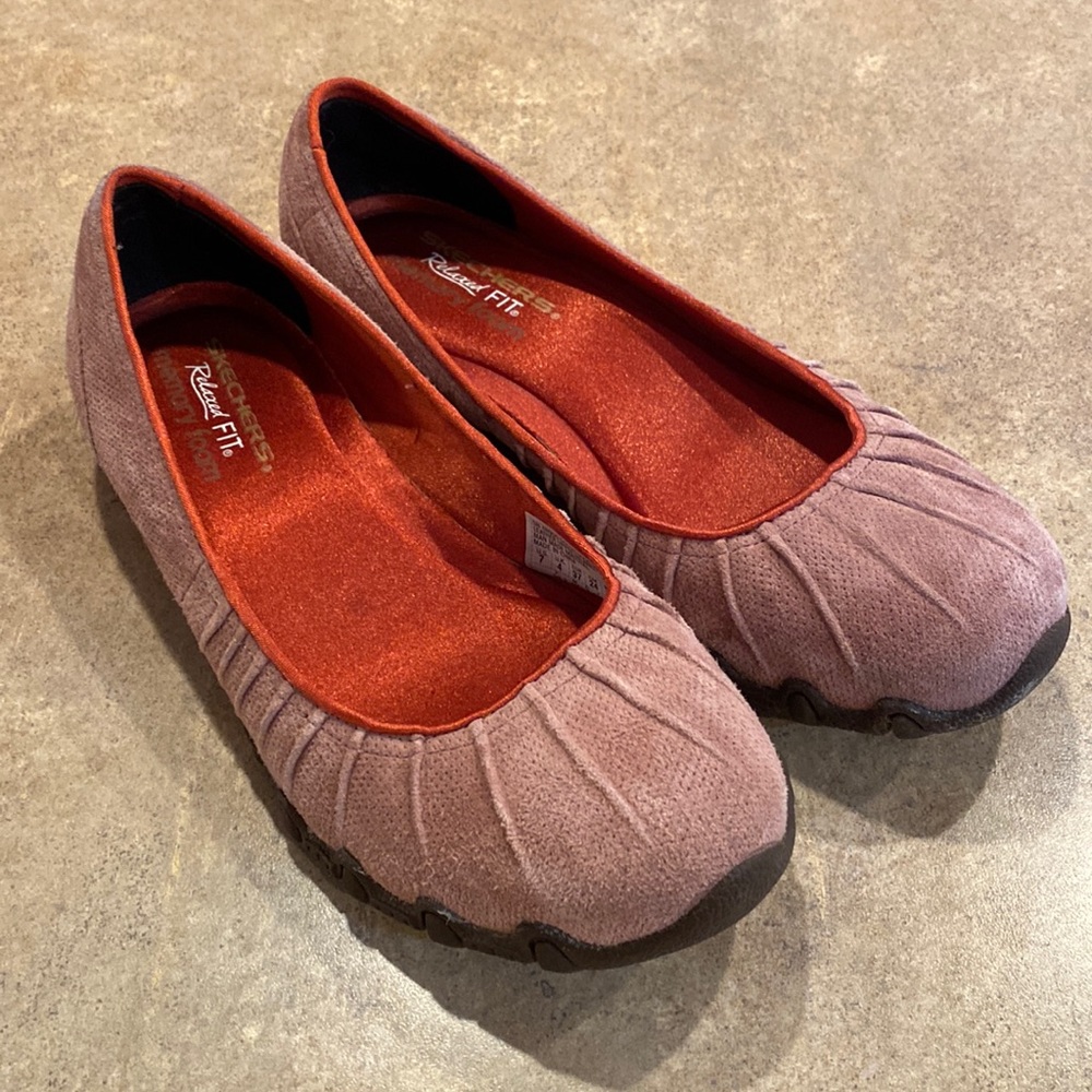 Womens Skechers shoes size 7